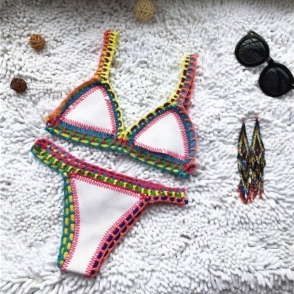 Handmade crochet bikini (reversible) yellow or white - Picture 2 of 5